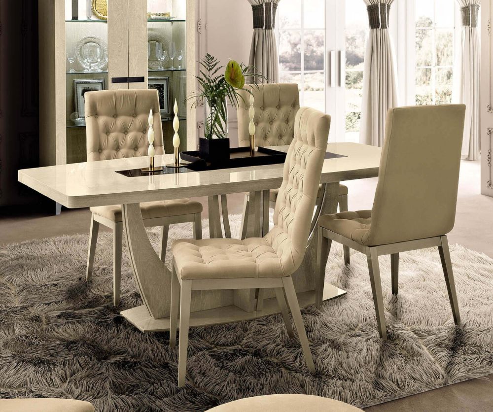 Camel Group Ambra Sand Birch Finish Medium Extension Dining Table with 4 Capitonne Chairs