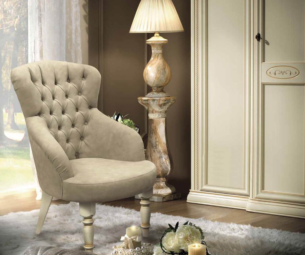 Camel Group Siena Ivory Finish Capitonne Armchair