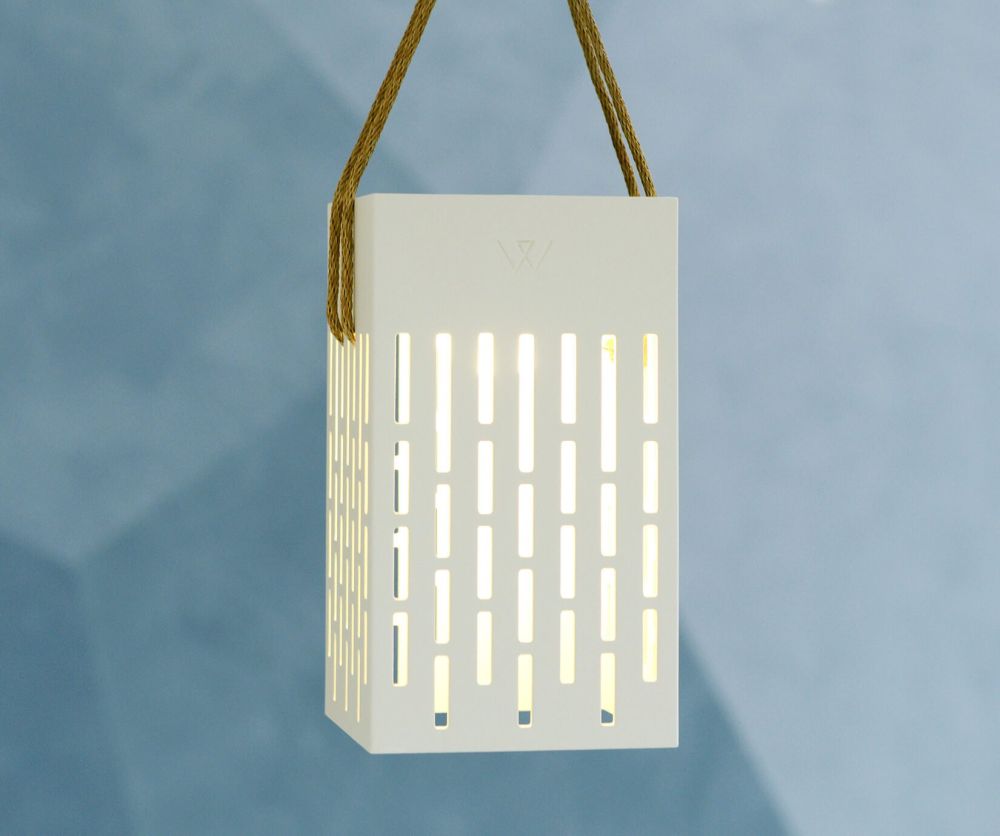 Skyline Design La Lampe Pose 4 White Outdoor Solar Lamp
