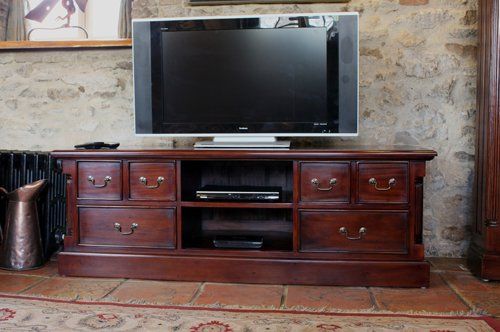 Baumhaus La Roque Mahogany Widescreen Television Cabinet
