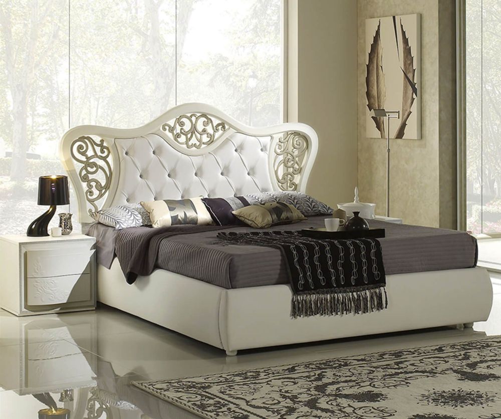 Tuttomobili Chanel Mary White Bed Frame