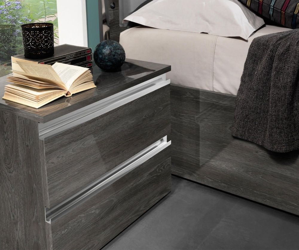 MCS Oxford Grey Finish Bedroom Set with 4 Door Wardrobe