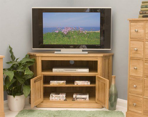 Baumhaus Mobel Oak Corner Television Cabinet