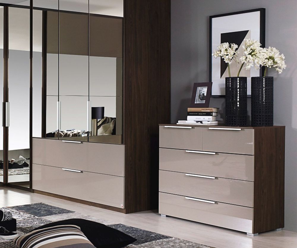 Rauch Zenaya Sanremo Oak Light Colour Carcase with White High Gloss Front 5 Drawer Chest