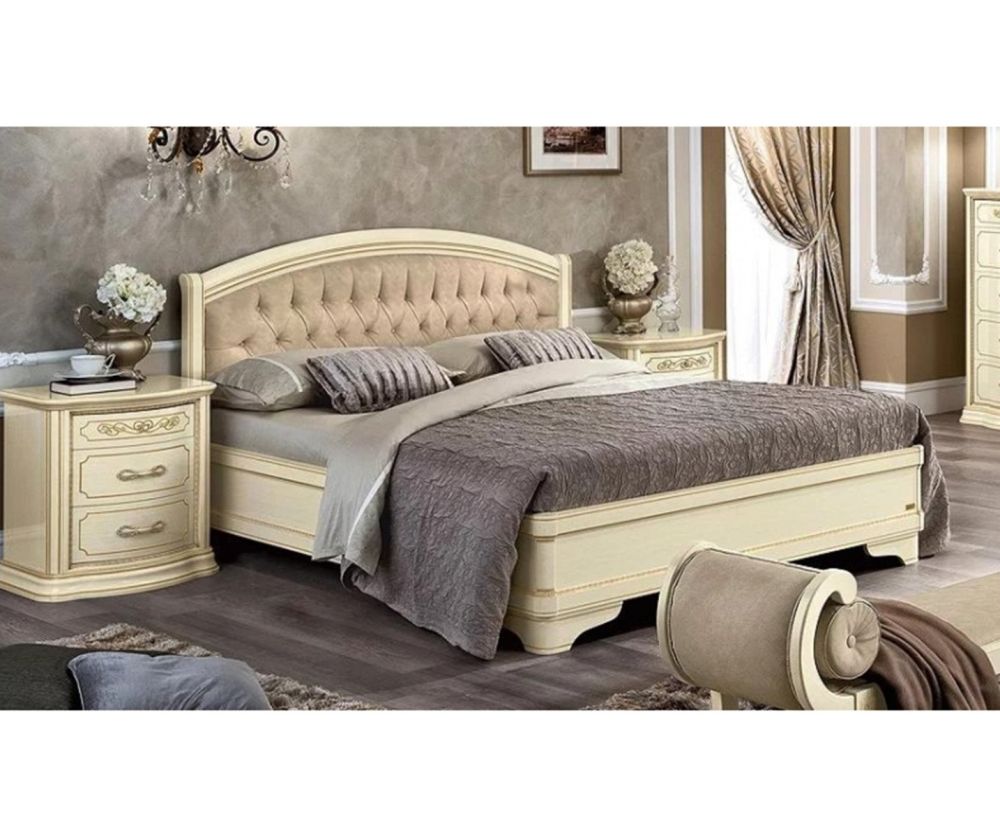 Camel Group Torriani Ivory Finish Giorgione Capitonne Bed with Storage